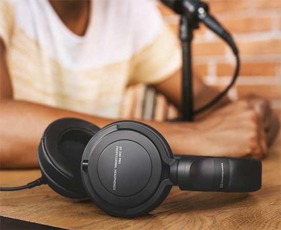 Beyerdynamic DT 240 Pro